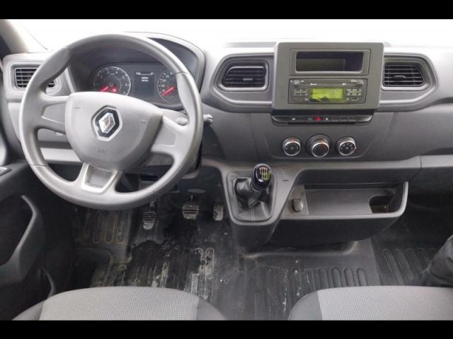Renault Master image 2