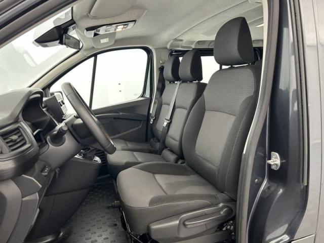 Renault Trafic image 7