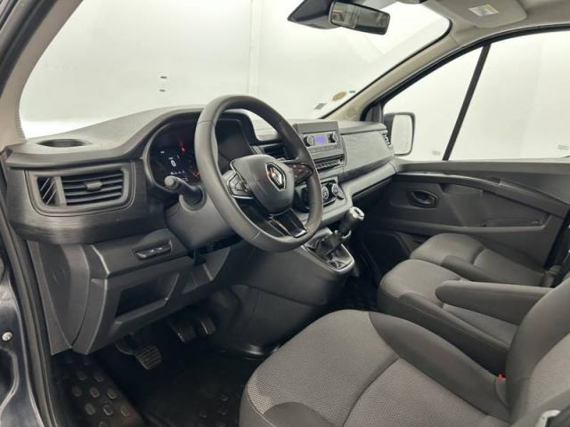 Renault Trafic image 7