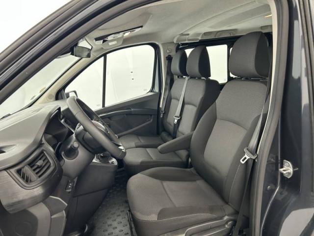 Renault Trafic image 3
