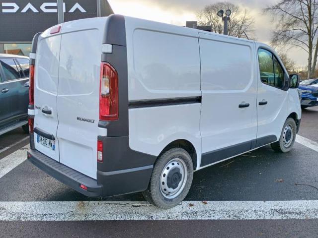 Renault Trafic image 9