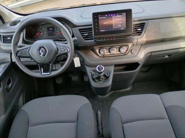 Renault Trafic image 8