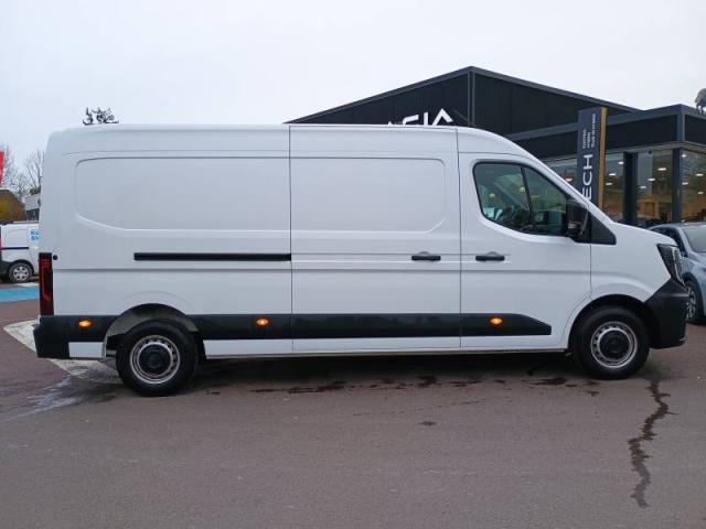 Renault Master image 8