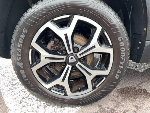 Dacia Duster image 9