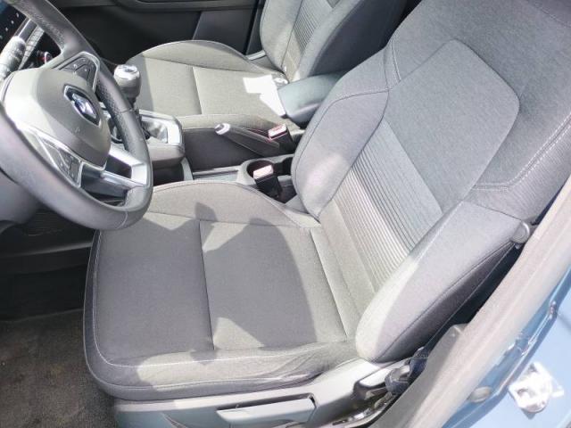 Renault Captur image 9