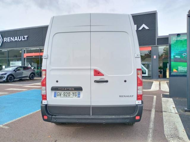 Renault Master image 1