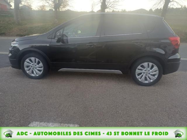 Suzuki S-Cross image 1