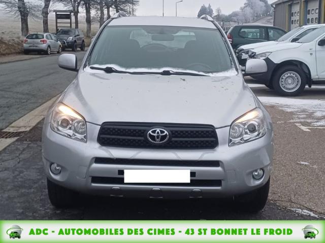 Toyota Rav4 image 8