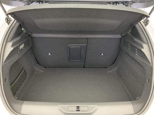 Peugeot 308 image 9