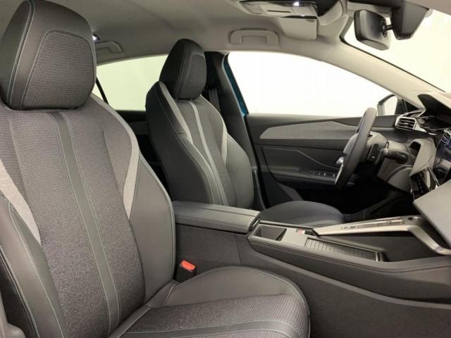 Peugeot 308 image 1