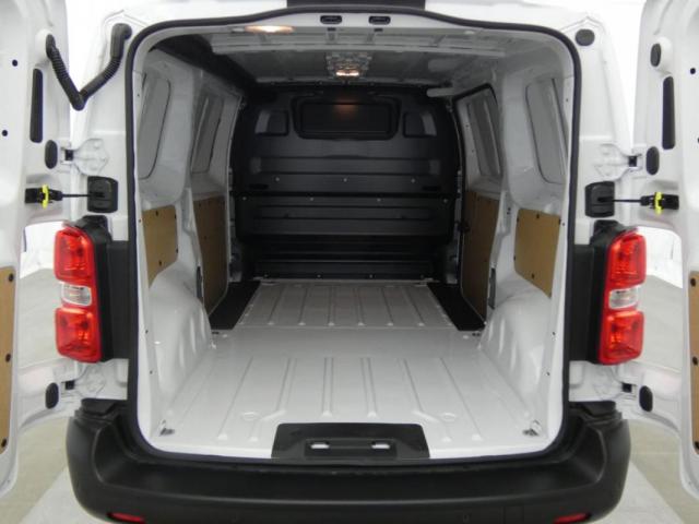 Peugeot Expert image 8