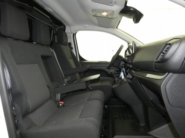 Peugeot Expert image 1