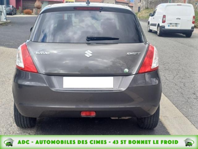 Suzuki Swift image 9
