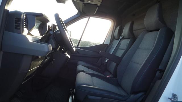 Renault Master image 8