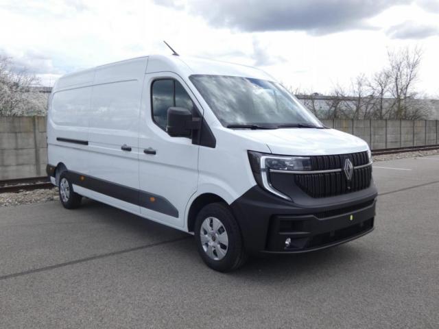 Renault Master image 2
