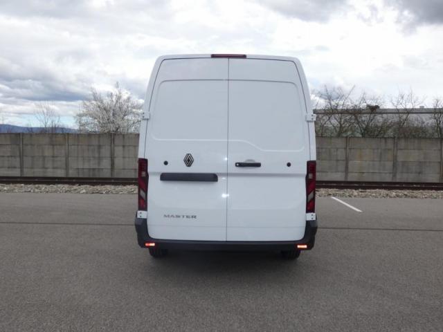Renault Master image 8
