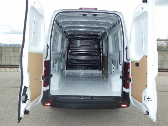 Renault Master image 6