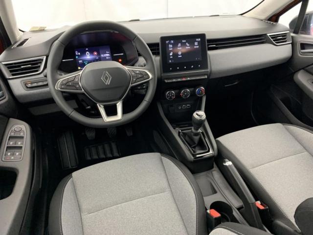 Renault Clio image 8