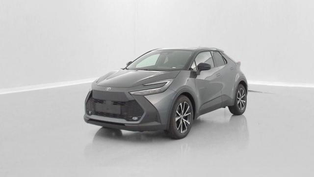 Toyota C-Hr image 1