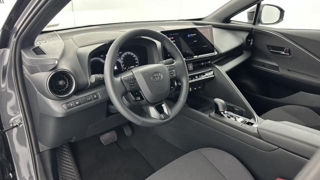 Toyota C-Hr image 9