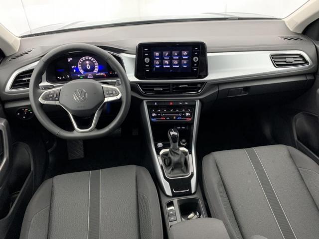 Volkswagen T-Roc image 5