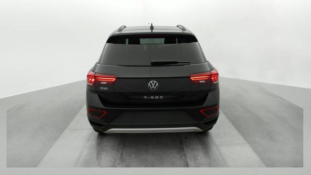 Volkswagen T-Roc image 6