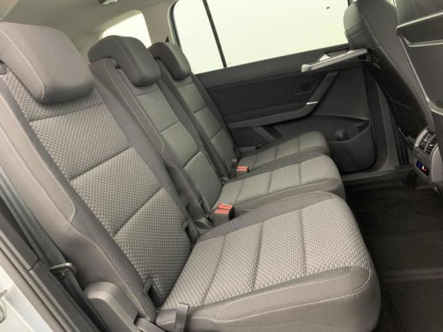 Volkswagen Touran image 1