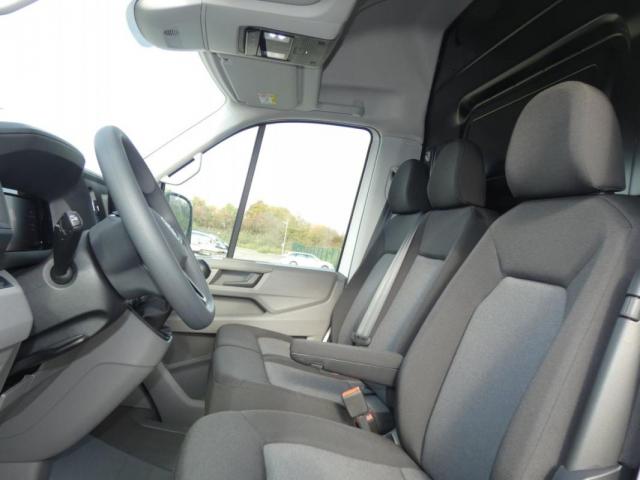 Volkswagen Crafter image 9