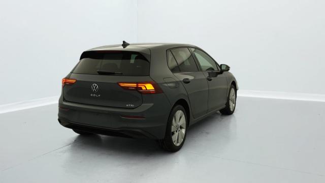 Volkswagen Golf image 2