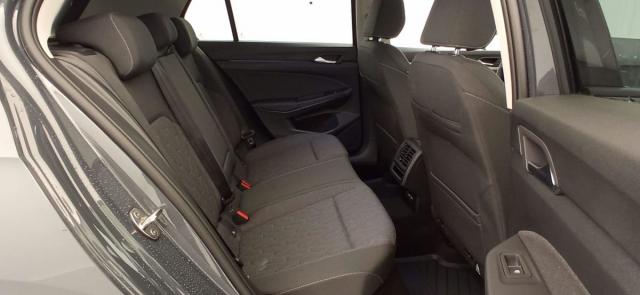 Volkswagen Golf image 1