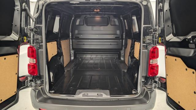 Opel Vivaro image 3