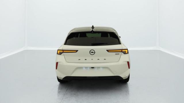 Opel Astra image 6