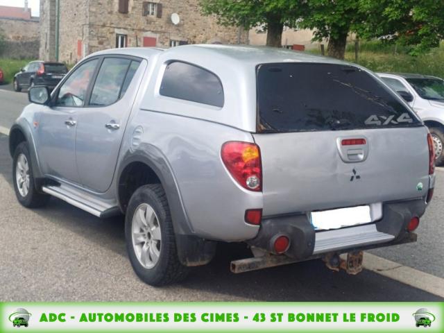 Mitsubishi L200 image 4