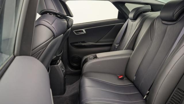 Toyota Mirai image 4