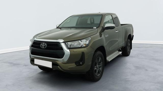 Toyota Hilux image 8