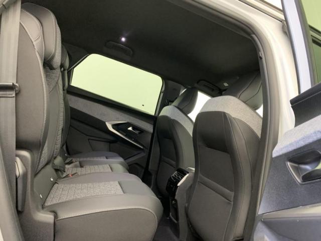 Peugeot 5008 image 4