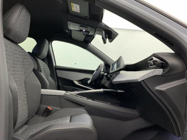 Peugeot 5008 image 5