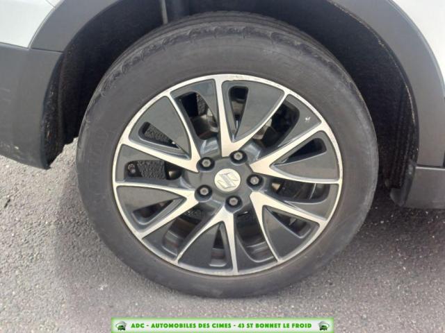 Suzuki S-Cross image 5