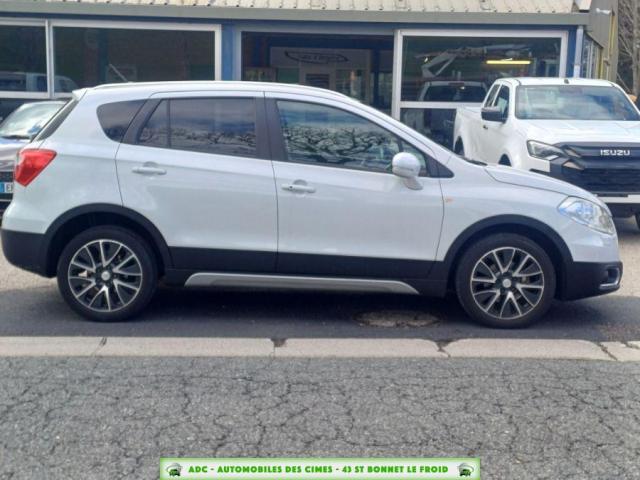 Suzuki S-Cross image 2