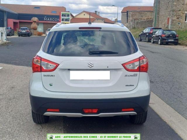 Suzuki S-Cross image 9