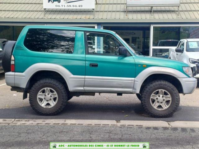 Toyota Land Cruiser image 9