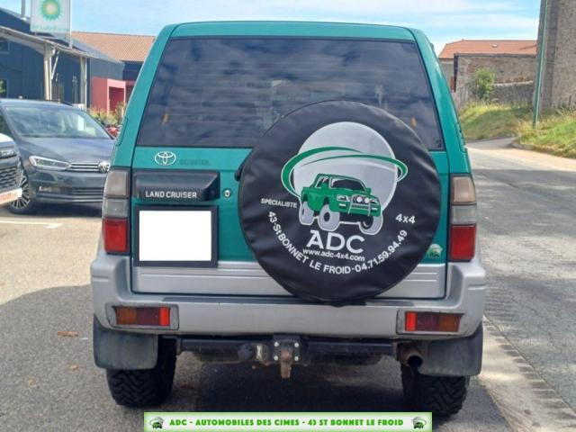 Toyota Land Cruiser image 8