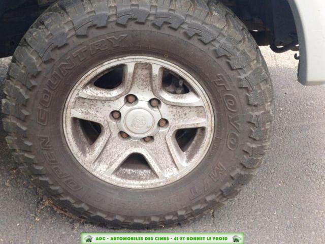 Toyota Land Cruiser image 6