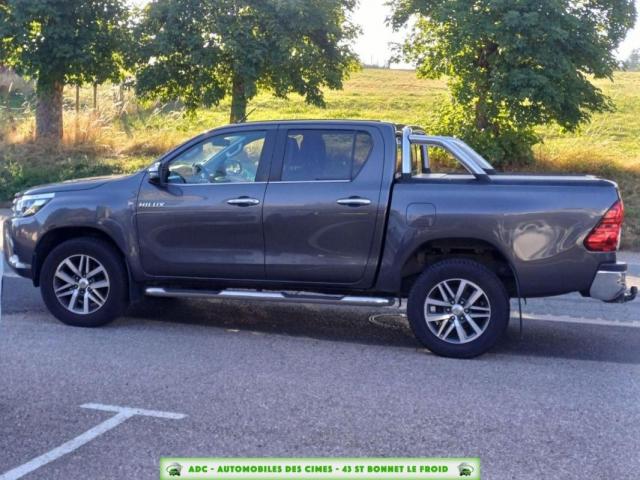 Toyota Hilux image 5