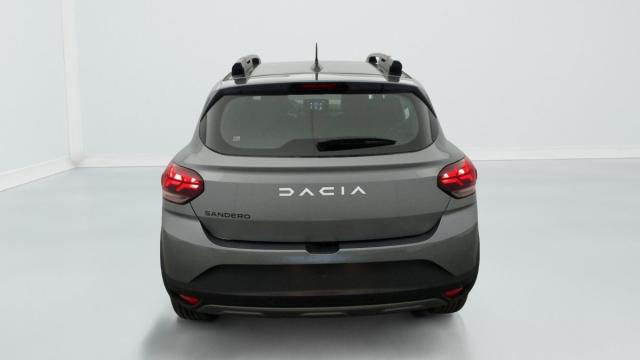 Dacia Sandero image 2