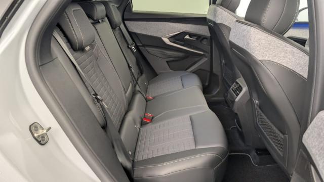 Peugeot 3008 image 8