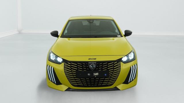 Peugeot 208 image 6