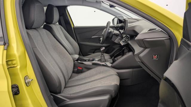 Peugeot 208 image 3