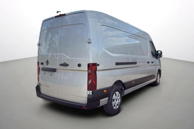 Renault Master image 8