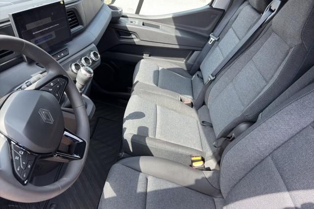 Renault Master image 7